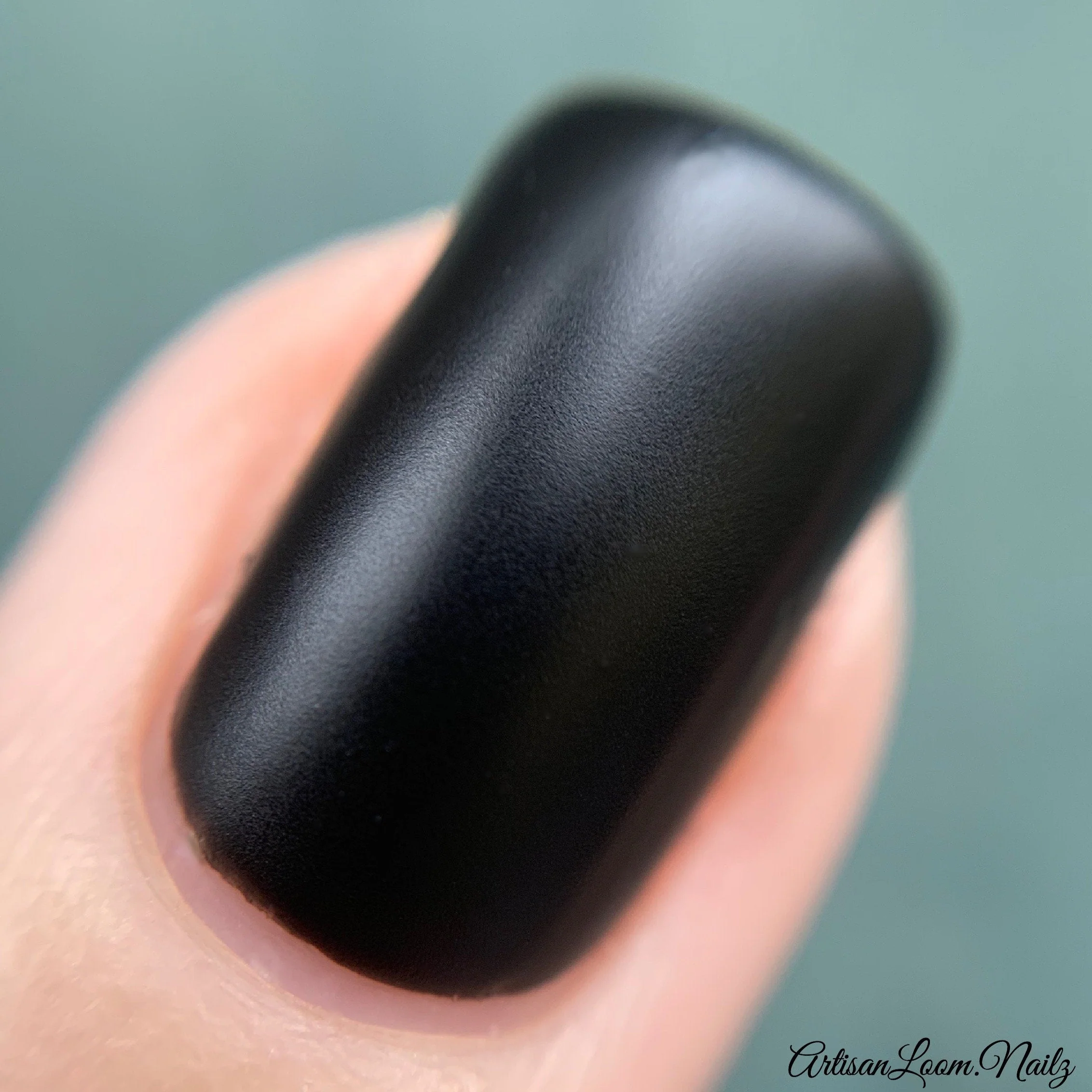 Carbon (C) Matte - Image 4