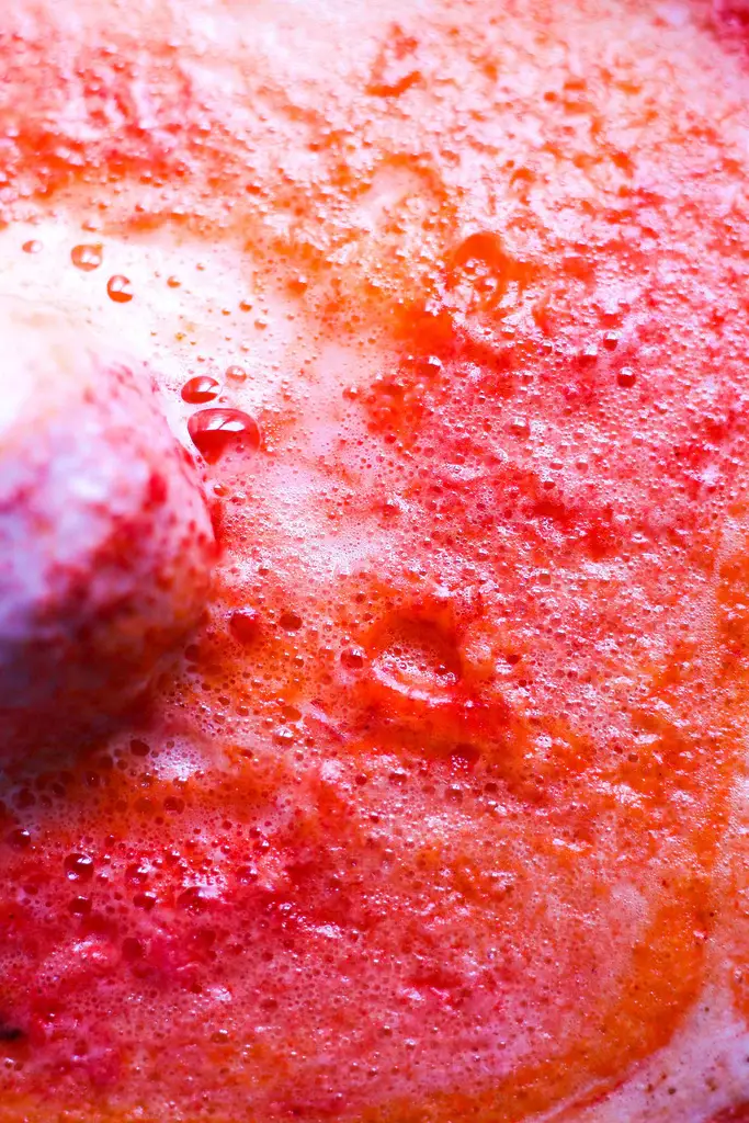 Peach Bellini Bath Bomb - Image 4